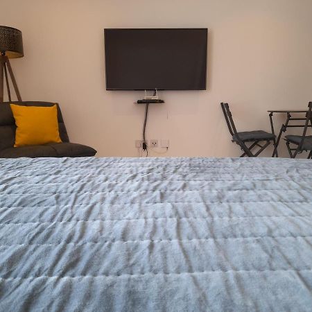 Embassy Gardens Studio Accra Ngoại thất bức ảnh