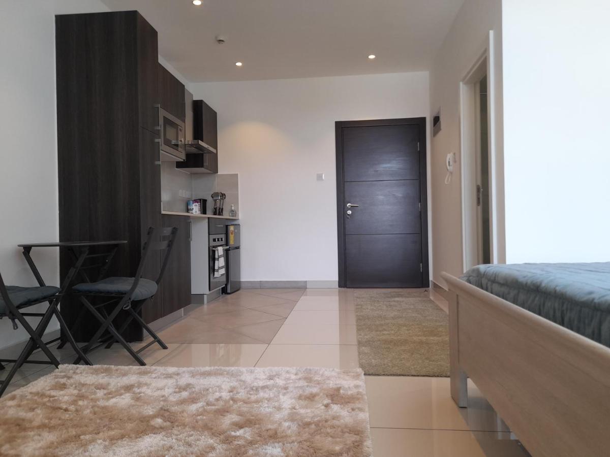 Embassy Gardens Studio Accra Ngoại thất bức ảnh